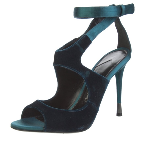 Tom Ford Shoes - TOM FORD suede leather pumps heels sandals, size 9, basically unworn!